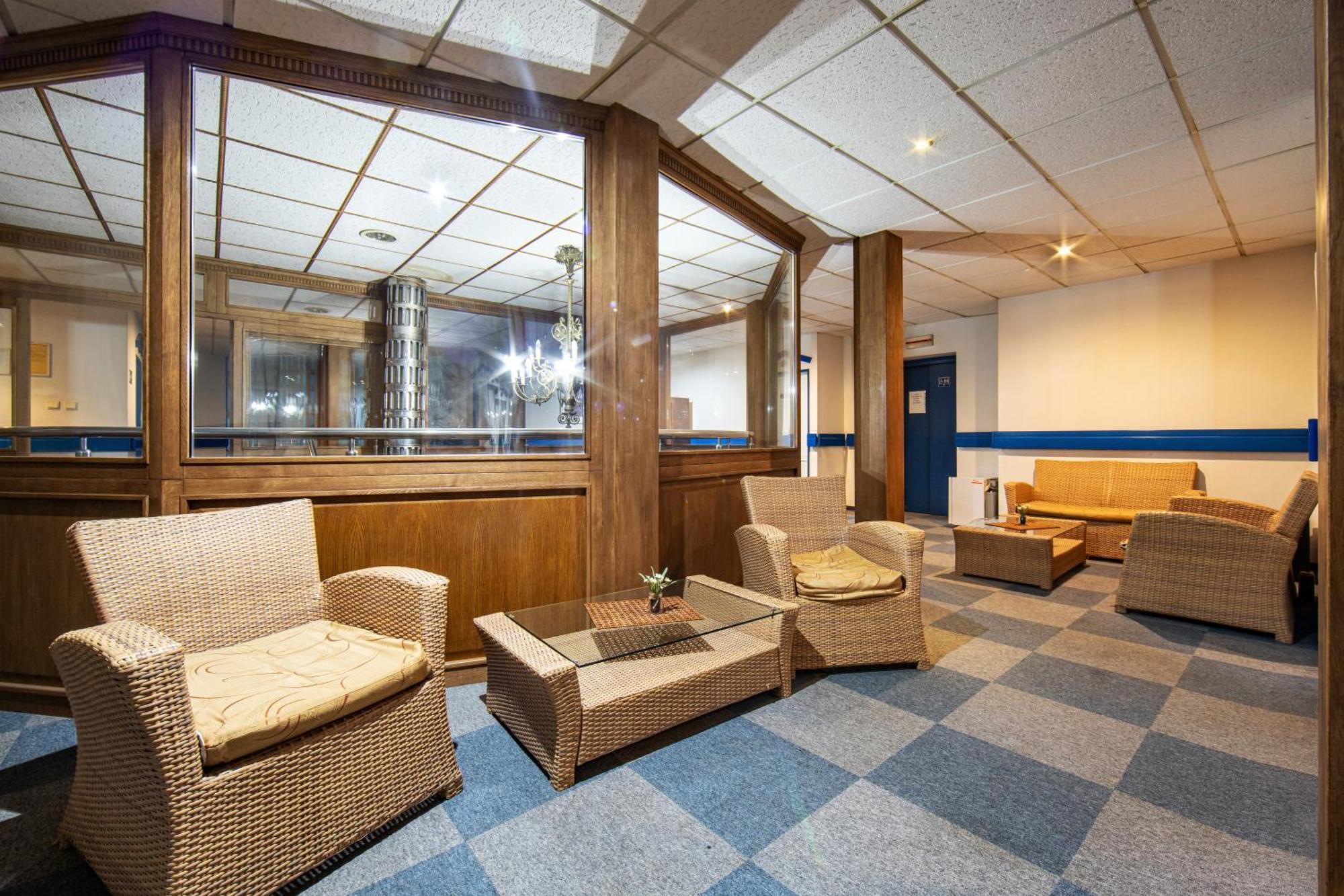 Hotel Armales Stakcin Екстериор снимка