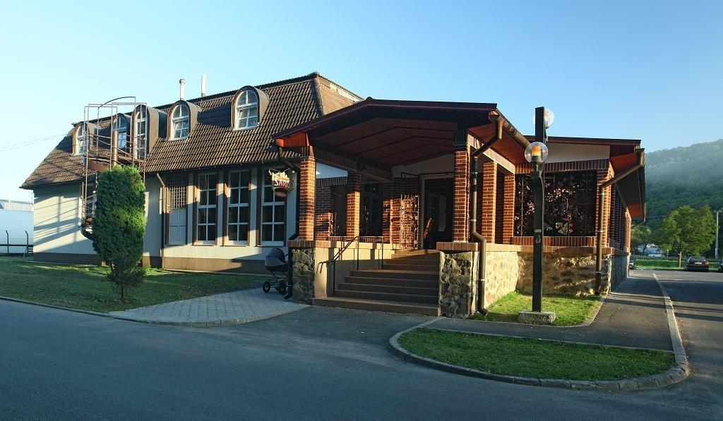Hotel Armales Stakcin Екстериор снимка