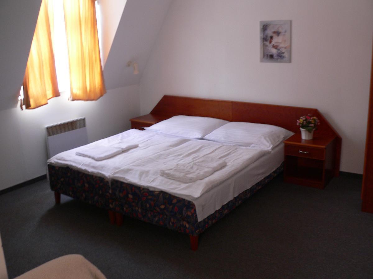Hotel Armales Stakcin Стая снимка